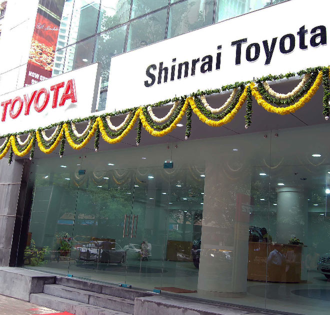 01-Shinrai-Toyota